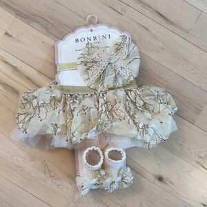 Bonbini-delicate ivory and gold baby tutu set-headband-Booties-New